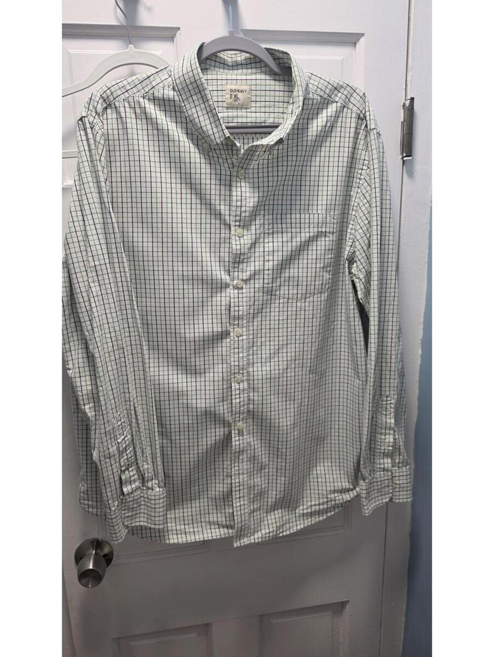 Old Navy XL Long Sleeve Plaid Button-Up Shirt